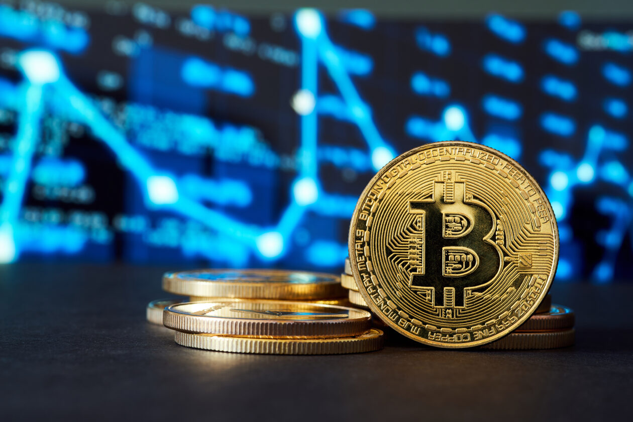 Kryptowaluty odnotowują znaczne wahania kursów na światowych giełdach cyfrowych Linia trendu bitcoina szaleje na giełdowym wykresie