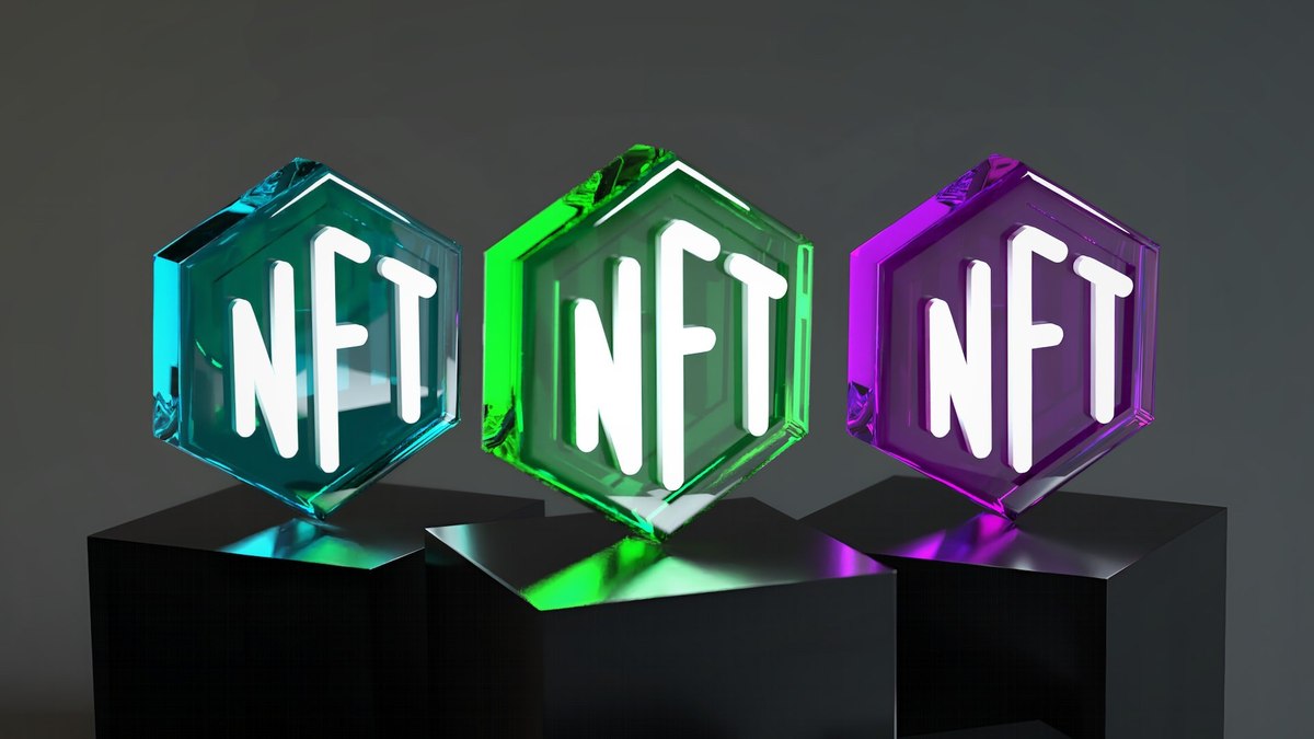 nft to ryzykowna forma inwestycji w cyfrowe dzieła sztuki ryzykowna spekulacja z niepewną przyszłością rynkową